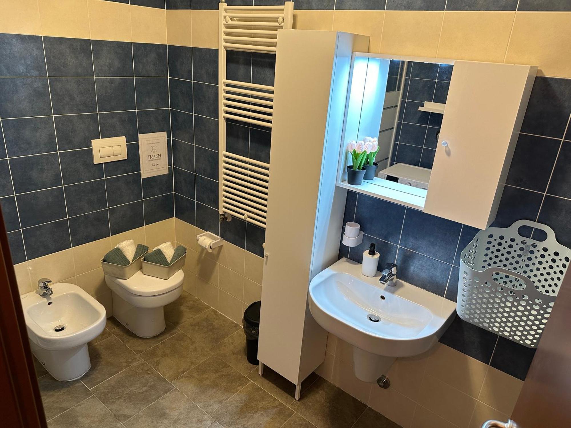 Ferienwohnung Il Gabbiano Savona "Luxury House" - Wifi, Parking, Shopping Center Exterior foto
