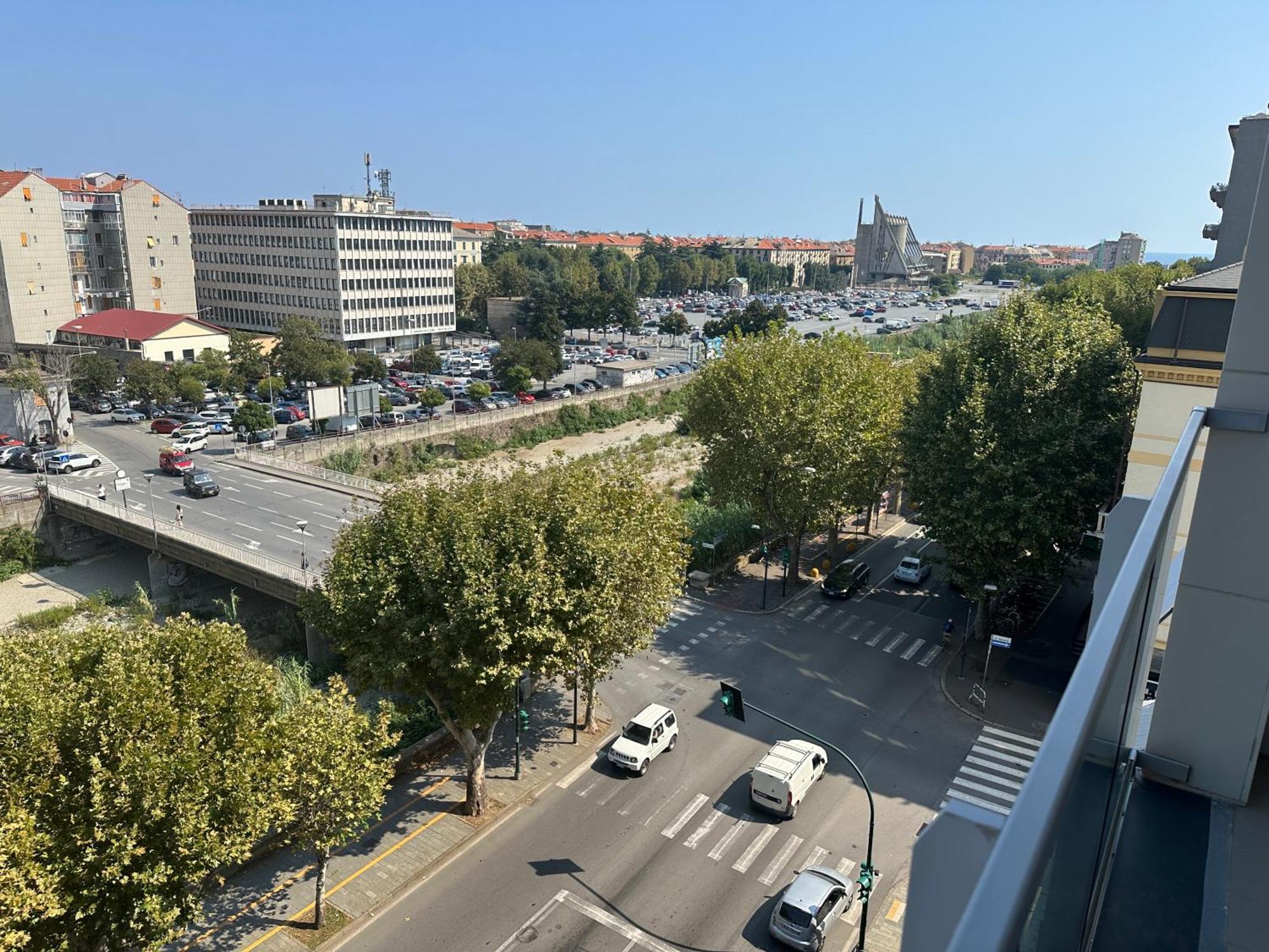 Ferienwohnung Il Gabbiano Savona "Luxury House" - Wifi, Parking, Shopping Center Exterior foto